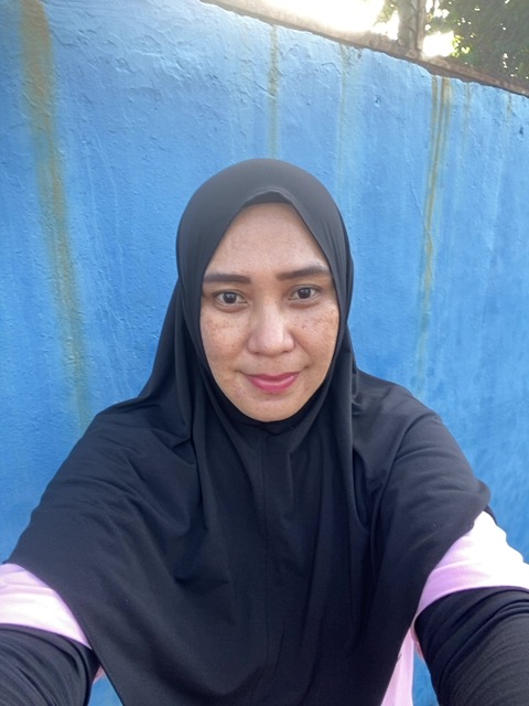 Foto YESSY WAHYUNI, S.Kom., M.M.